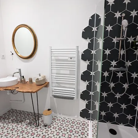 Les Pierres Douces Bed & Breakfast