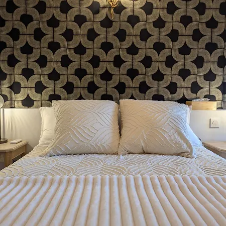 Les Pierres Douces Bed & Breakfast *