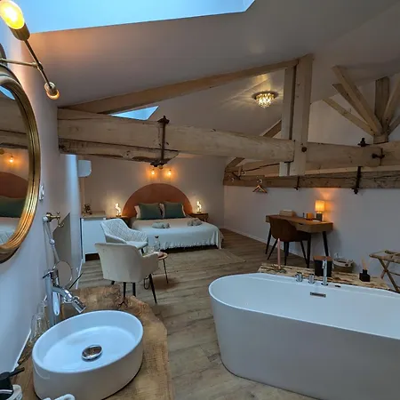 Les Pierres Douces Couette-café Champniers (Charente)